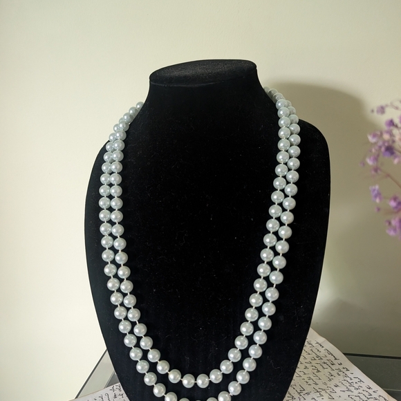 Vintage Blue Pearl Necklace - Picture 3 of 10